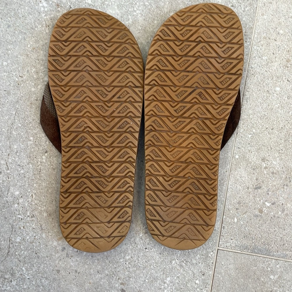 Women’s Reef Suede Brown Sandals - Picture 2 of 3